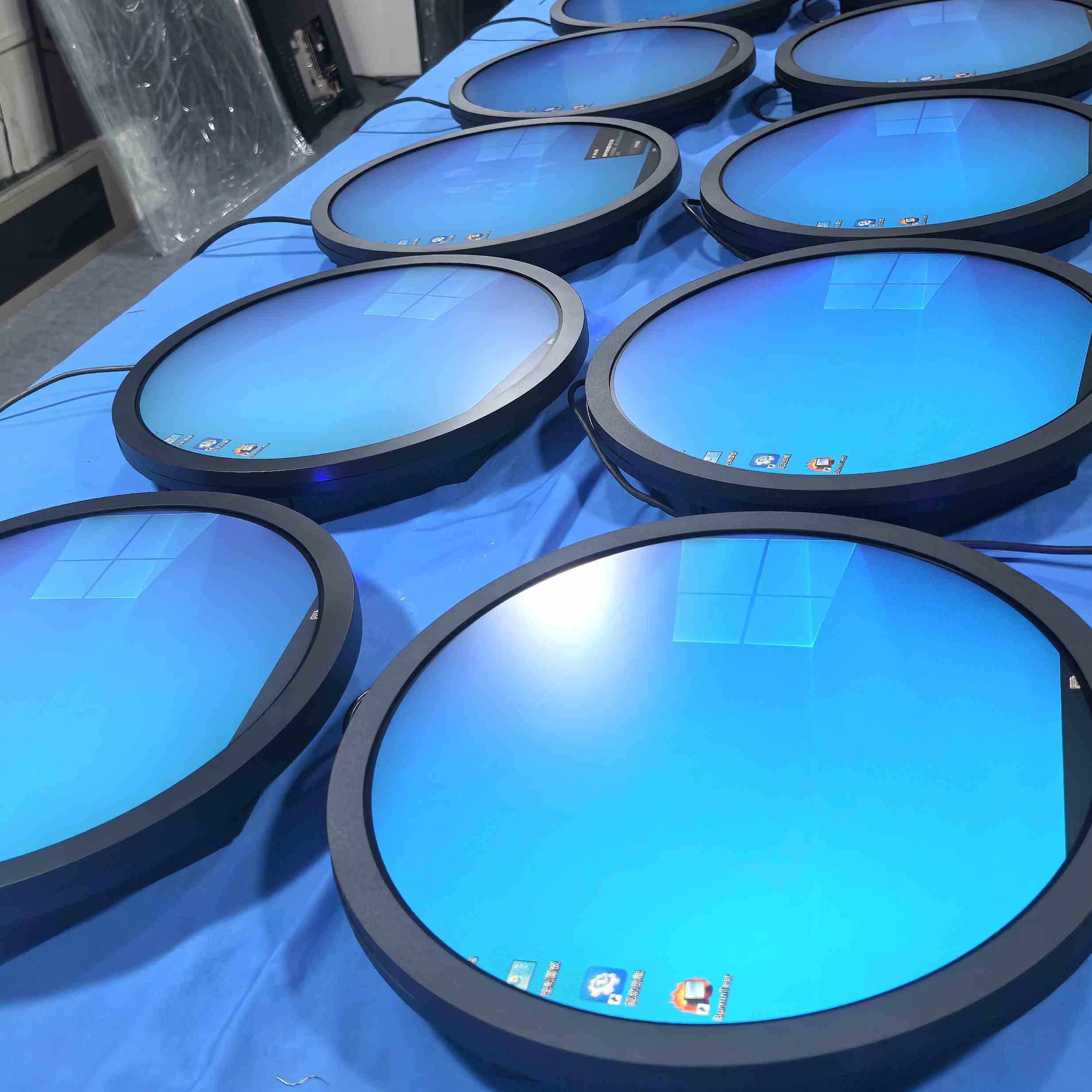 Circularis 23,6 inch LCD Capacitive tactus screen